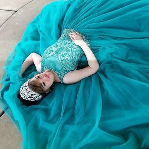 Meet your Posher, Gema